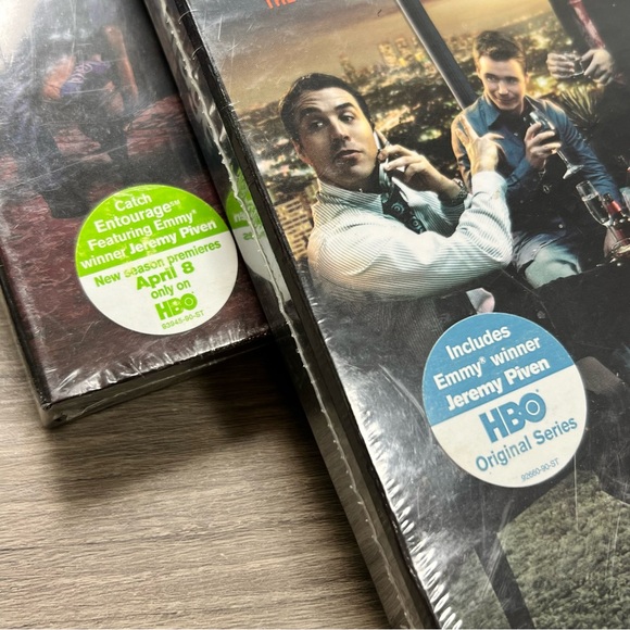 Lot of 2 Entourage Complete Season 2 and Season 3 (Part 1) DVD Sealed - Picture 3 of 7